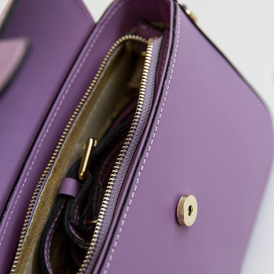 Laura Di Maggio DEA – Postina in pelle elegant lilla Offerte