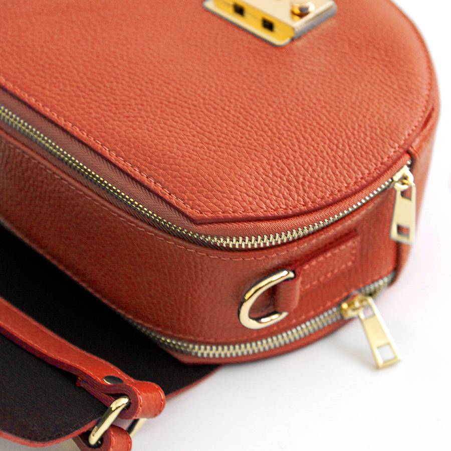 Laura Di Maggio CIRCLE – Borsa tonda in pelle arancio Presa