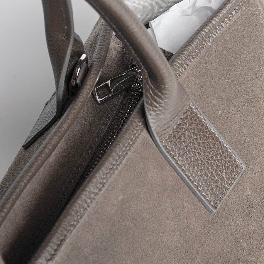 Laura Di Maggio MILANO – Borsa in pelle e camoscio taupe Spedizione Gratuita