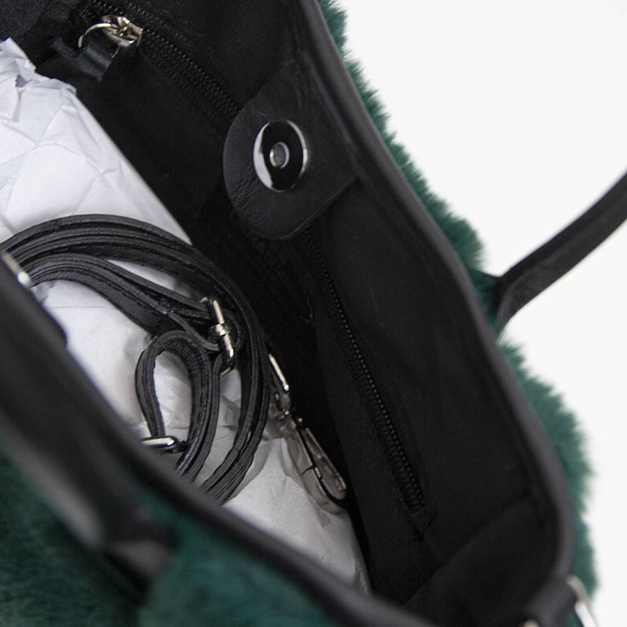 Laura Di Maggio MOSCA – Borsa in pelo ecologico e pelle soft verde In Saldo