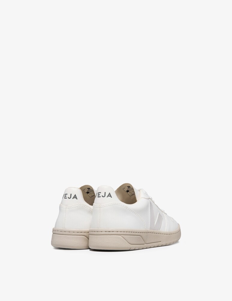 Veja Sneakers in pelle V-1o Moda