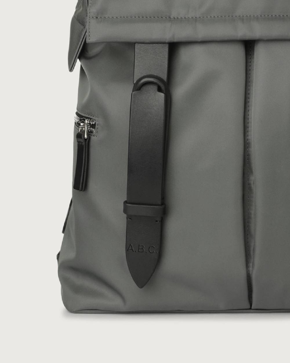 Orciani Zaino Nobuckle Planet in eco-nylon Qualità Garantita