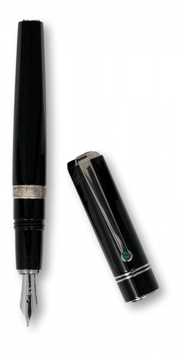 Pineider Penna stilografica collezione 1949 con dettagli in argento e logo Pineider Spedizione Gratuita