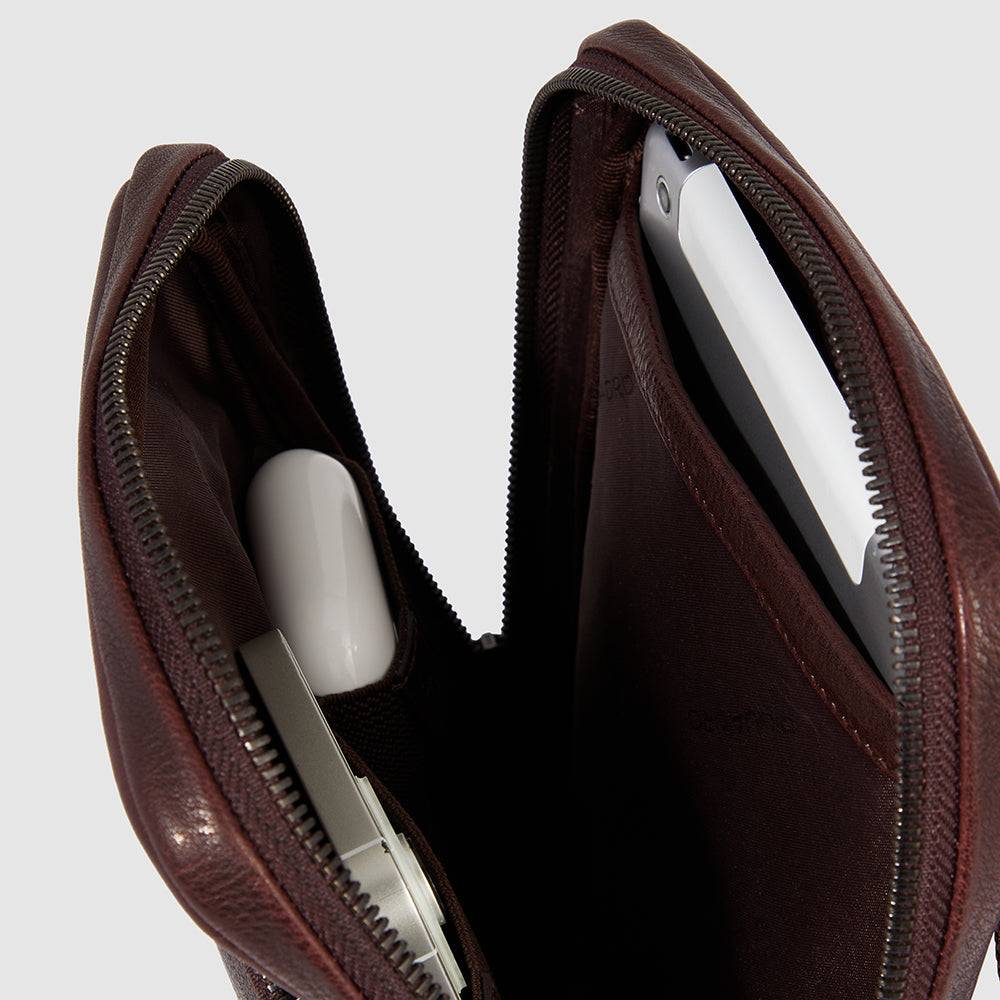 Piquadro Pocket crossbody bag with iPad®mini compartment Nuovo