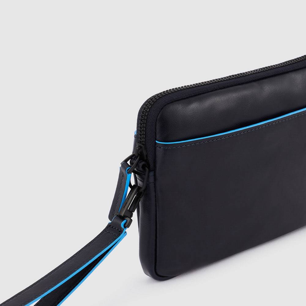 Piquadro Wrist clutch bag with credit card facility Offerte