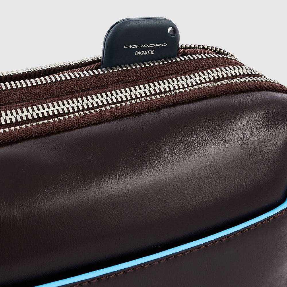 Piquadro Wrist clutch bag with two dividers Negozio