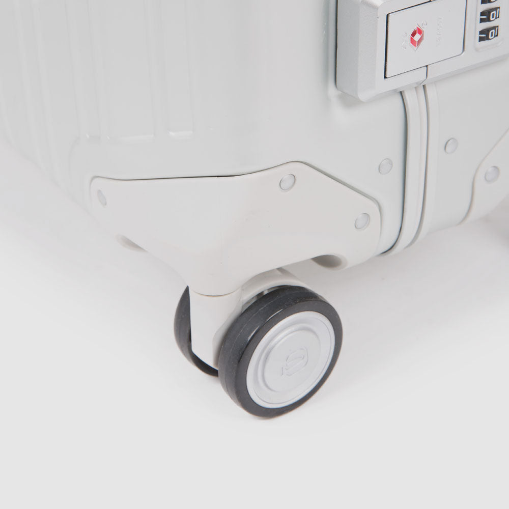 Piquadro Slim cabin size hardside spinner Prezzo Ridotto