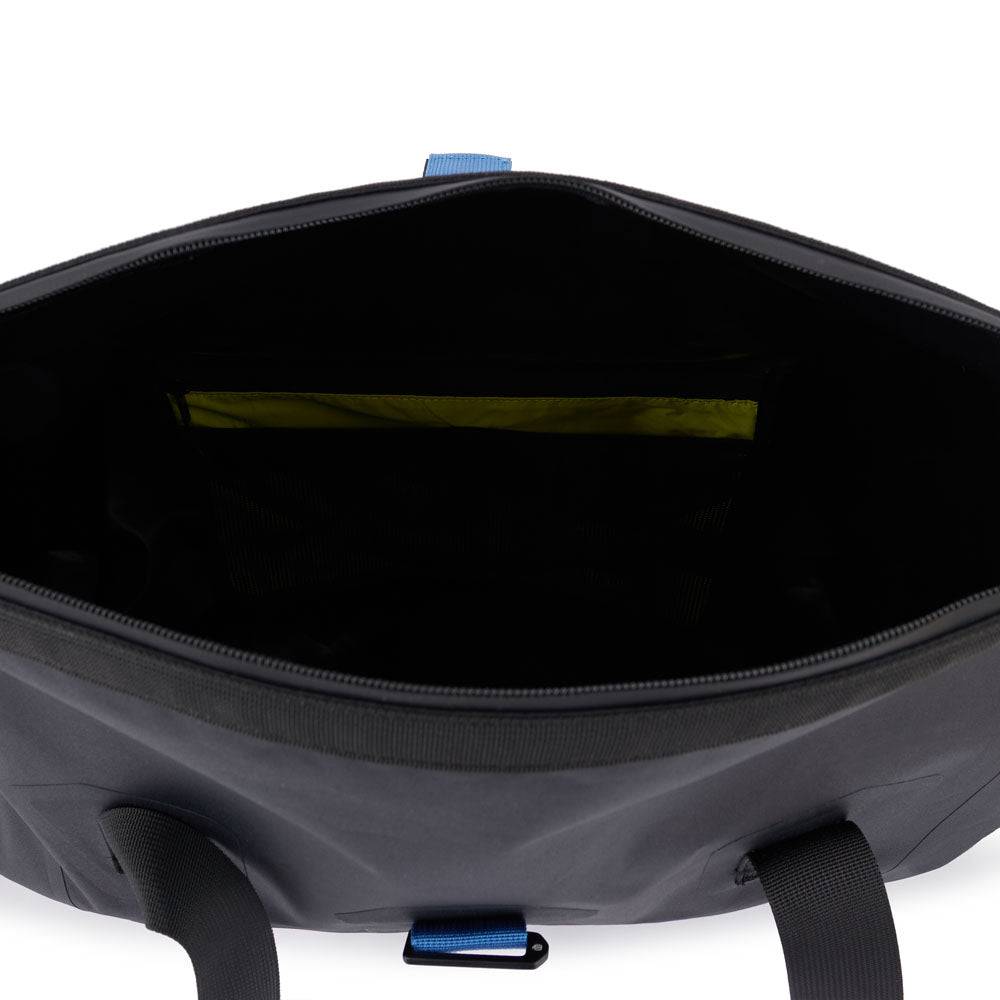 Piquadro waterproof duffel bag with latch roll top, In Saldo