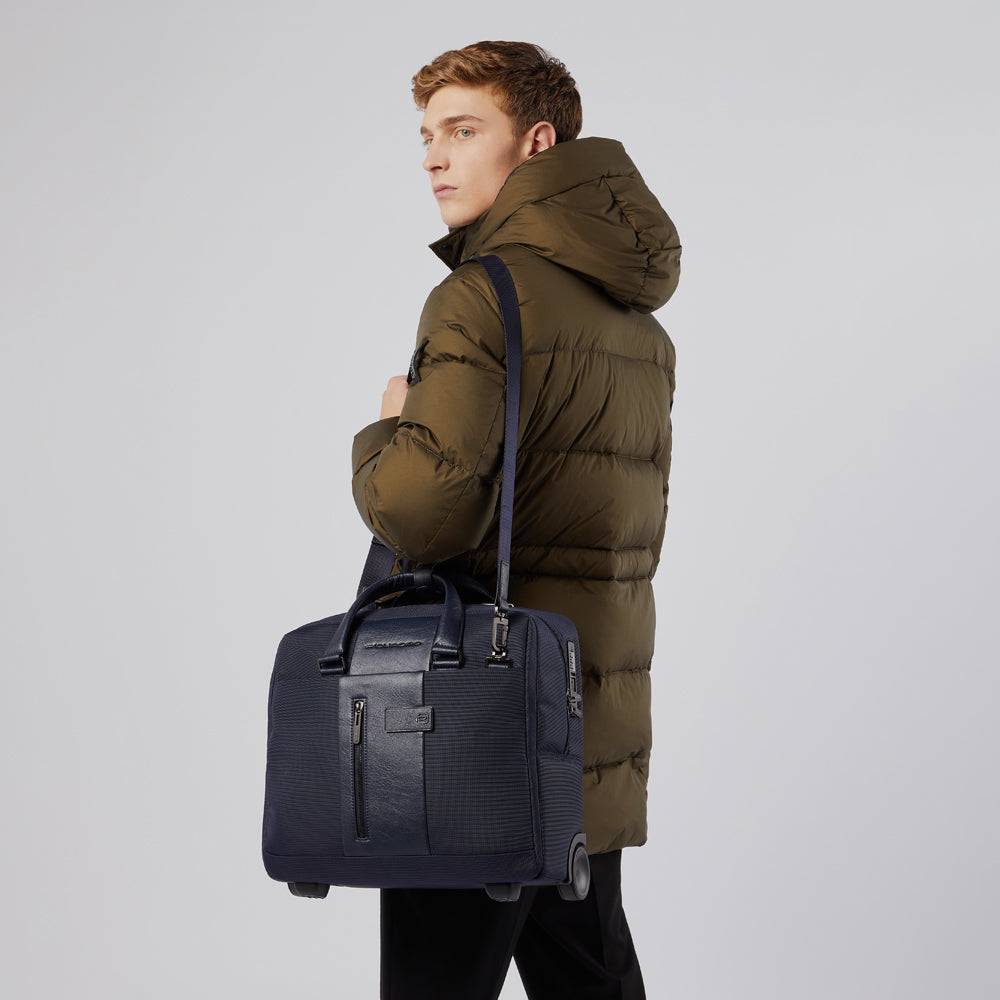 Piquadro Wheeled laptop briefcase 15,6" in recycled fabric Italia