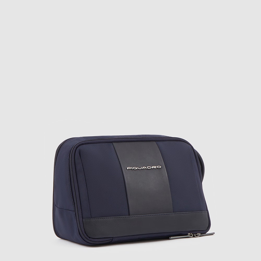 Piquadro Hanging toiletry bag, expandable Prezzo Ridotto