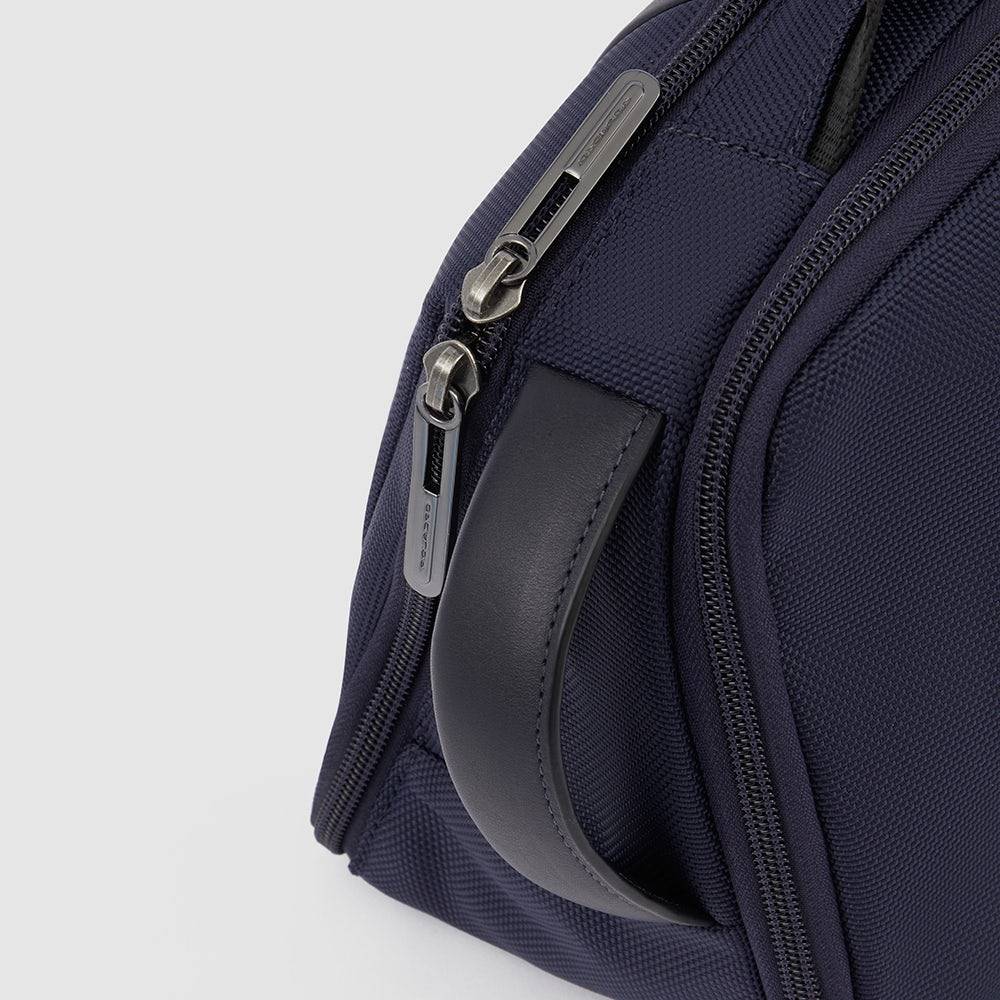 Piquadro Hanging toiletry bag, expandable Prezzo Ridotto