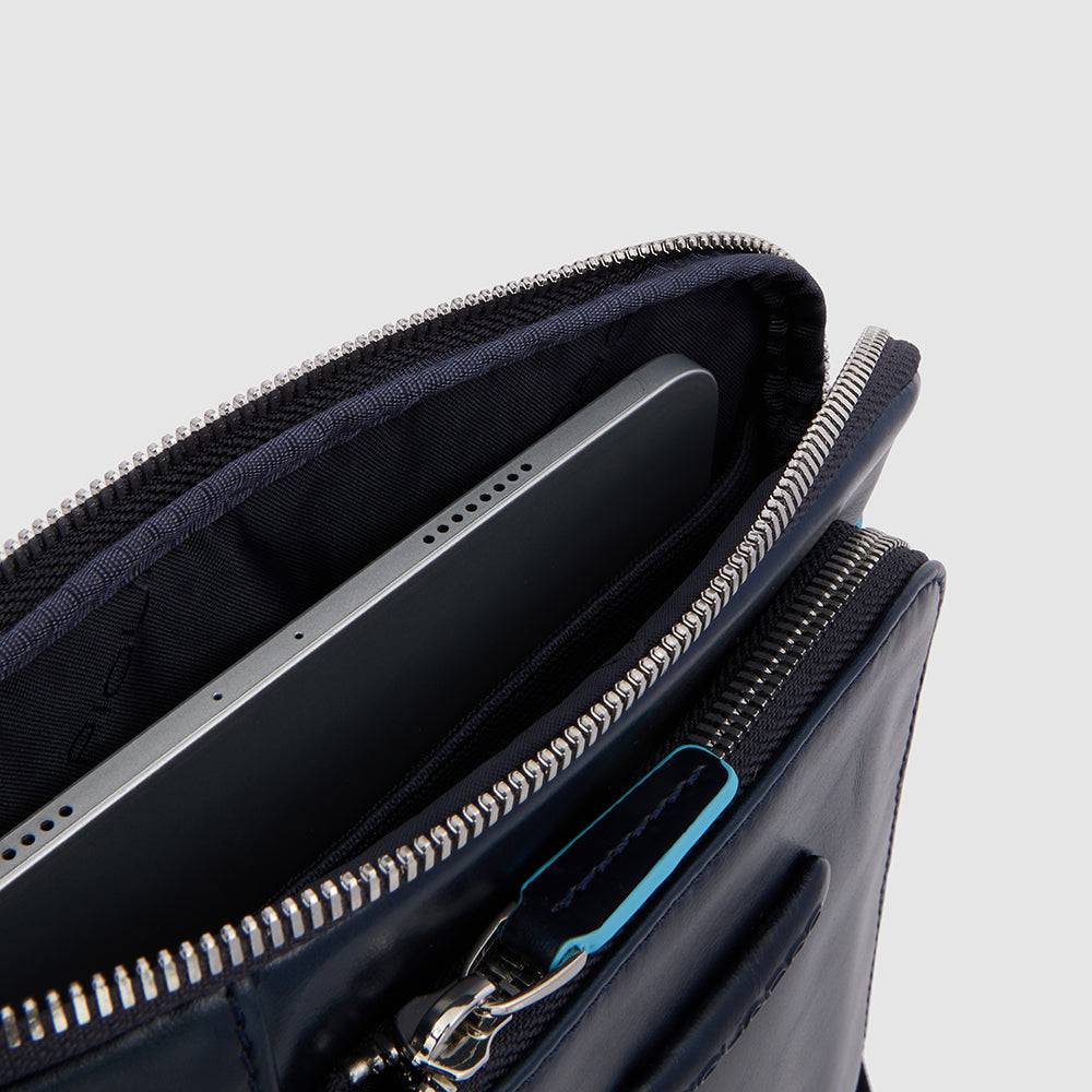 Piquadro iPad/iPad®Air shoulder pocket bag with Ultimo giorno