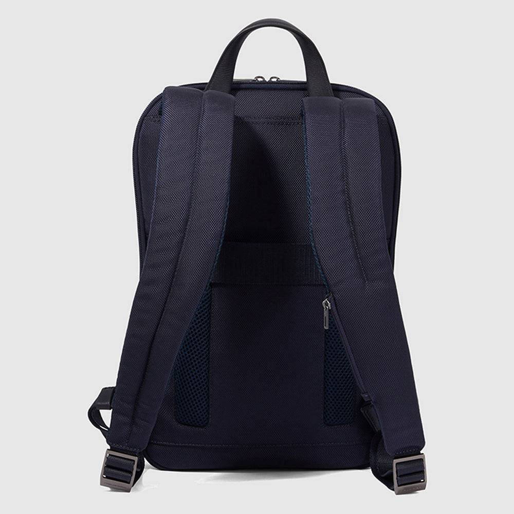 Piquadro Slim computer backpack 15,6" in recycled fabric I Più Venduti