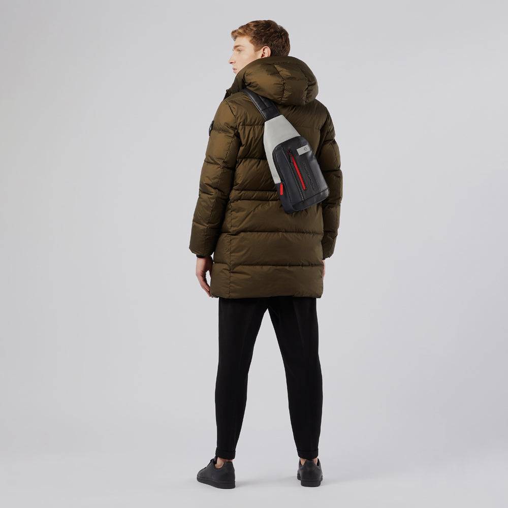 Piquadro Mono sling bag with LED light In Saldo