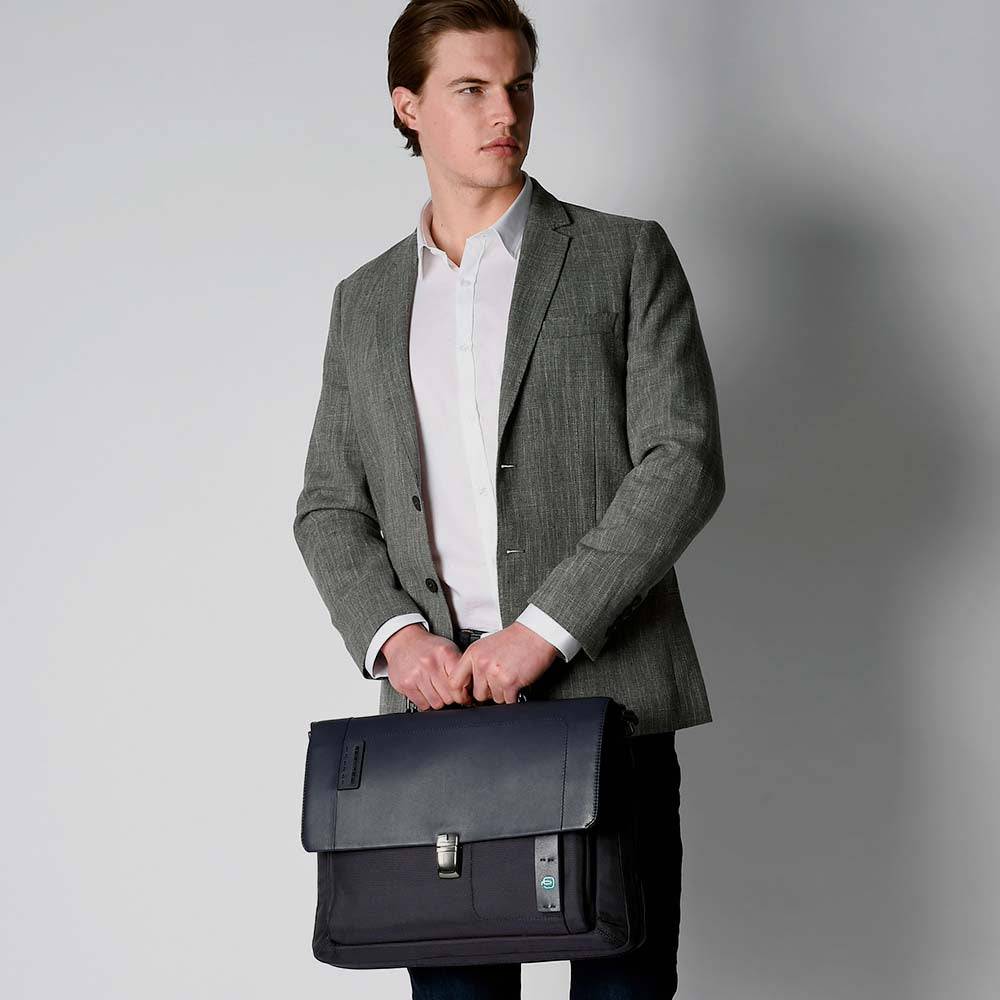 Piquadro Flap-over, expandable computer bag 15" 2025