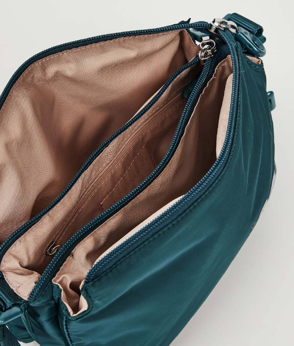 ﻿Mandarina Duck MD20 BALLOON POCHETTE Mandarina Duck Promozione Limitata