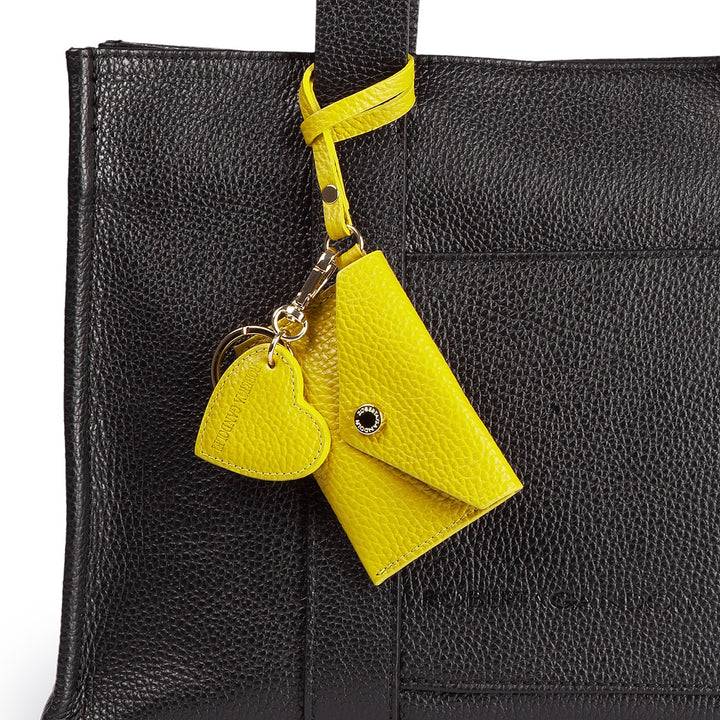 Roberta Gandolfi Tessa shopping in pelle con charms colorato e pratica tasca esterna Pezzi Unici
