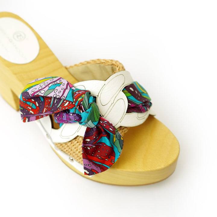 Roberta Gandolfi Diva Chain sandali in legno incrociato con platform in rafia e stampa fiocco tropical Fino Al -60%