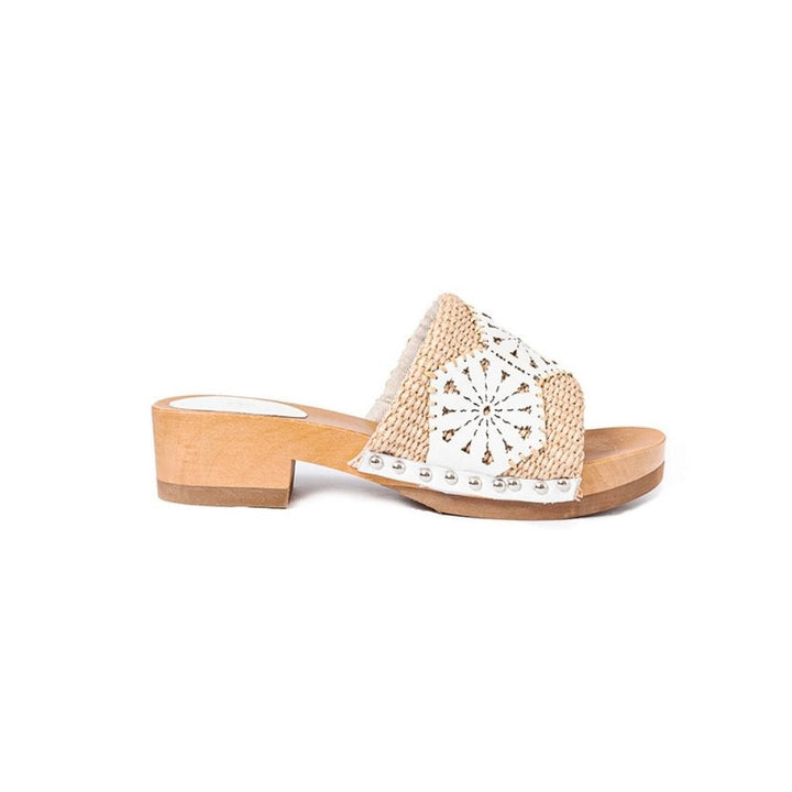 Roberta Gandolfi Sandalo Giulia platform in legno e tomaia in rafia e pelle di vitello laserata con disegno pizzo geometrico Prezzo Ridotto