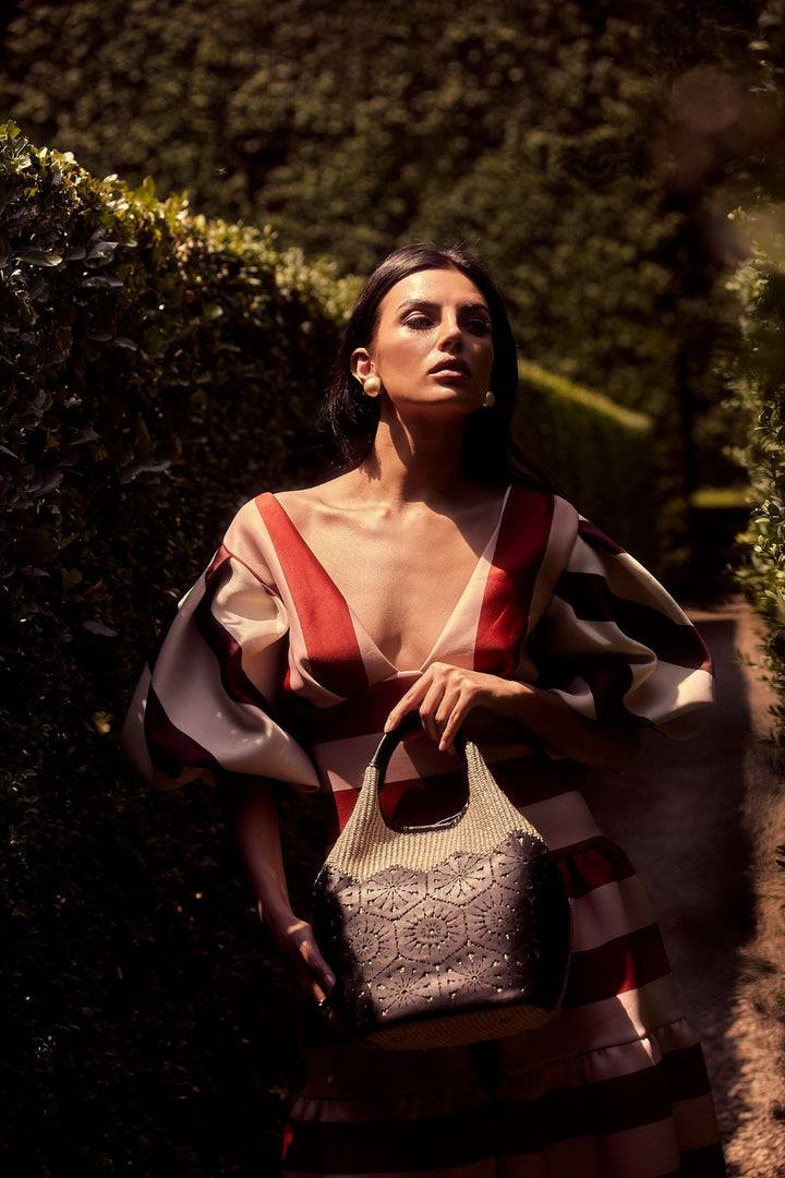 Roberta Gandolfi Giulia Handbag in rafia e pelle il pannello tagliato al laser è interamente cucito a mano con tracolla staccabile Economico