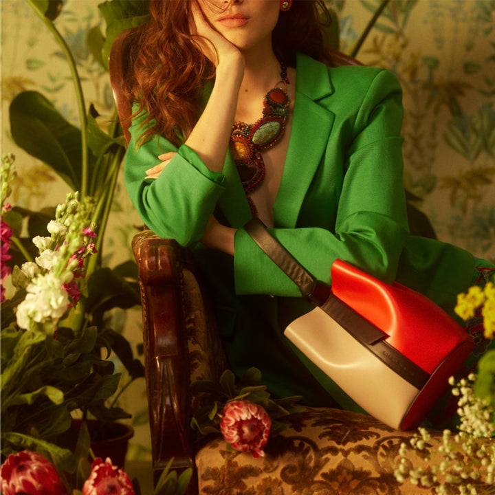 Roberta Gandolfi Cinzia Bucket small in pelle bicolor con tracolla staccabile In Vendita