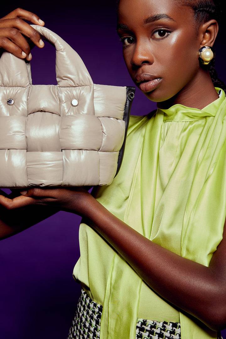 Roberta Gandolfi Greta Mini borsa in tessuto antigoccia imbottita ed intrecciata a mano con finiture in pelle Black Friday Prezzi