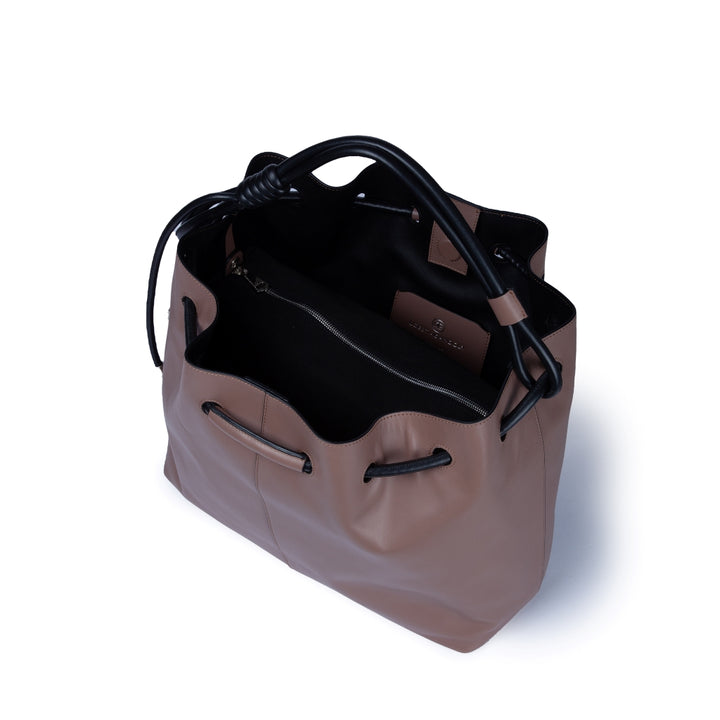 Roberta Gandolfi Gisella Large borsa con doppia portabilità mano o spalla in morbido vitello Smaltimento dello stoccaggio