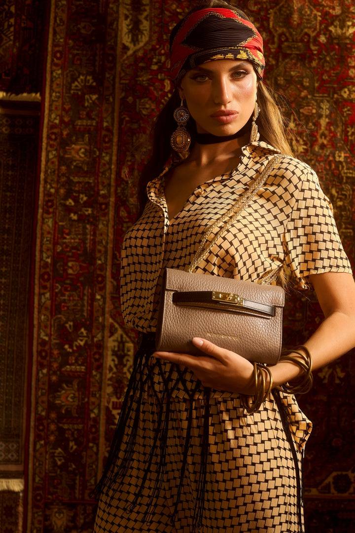 Roberta Gandolfi Frida crossboby in pelle martellata con tracolla di catena dorata Flash Sale