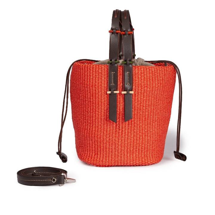 Roberta Gandolfi Fernanda Bucket in rafia con finiture in pelle di vitello con tracolla staccabile Sconto