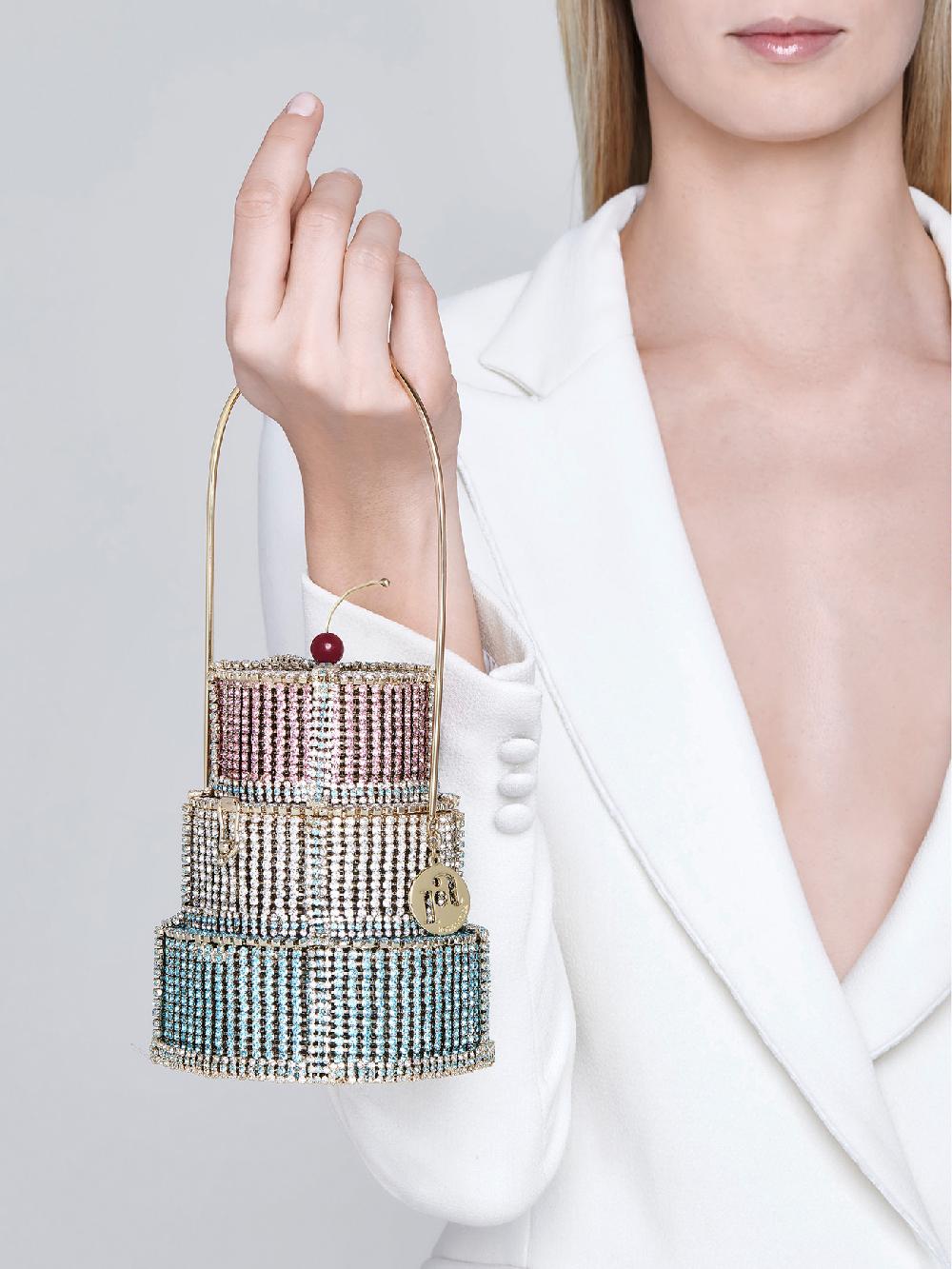 Rosantica Anniversary Cake Moda