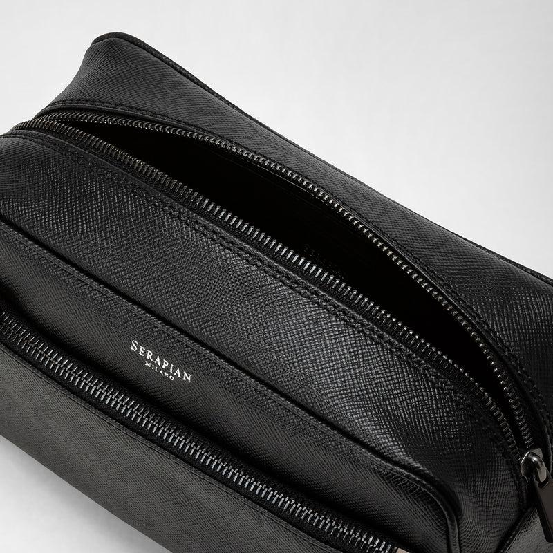 Serapian Wash bag recycled twill evoluzione eclipse black Comprare a buon mercato