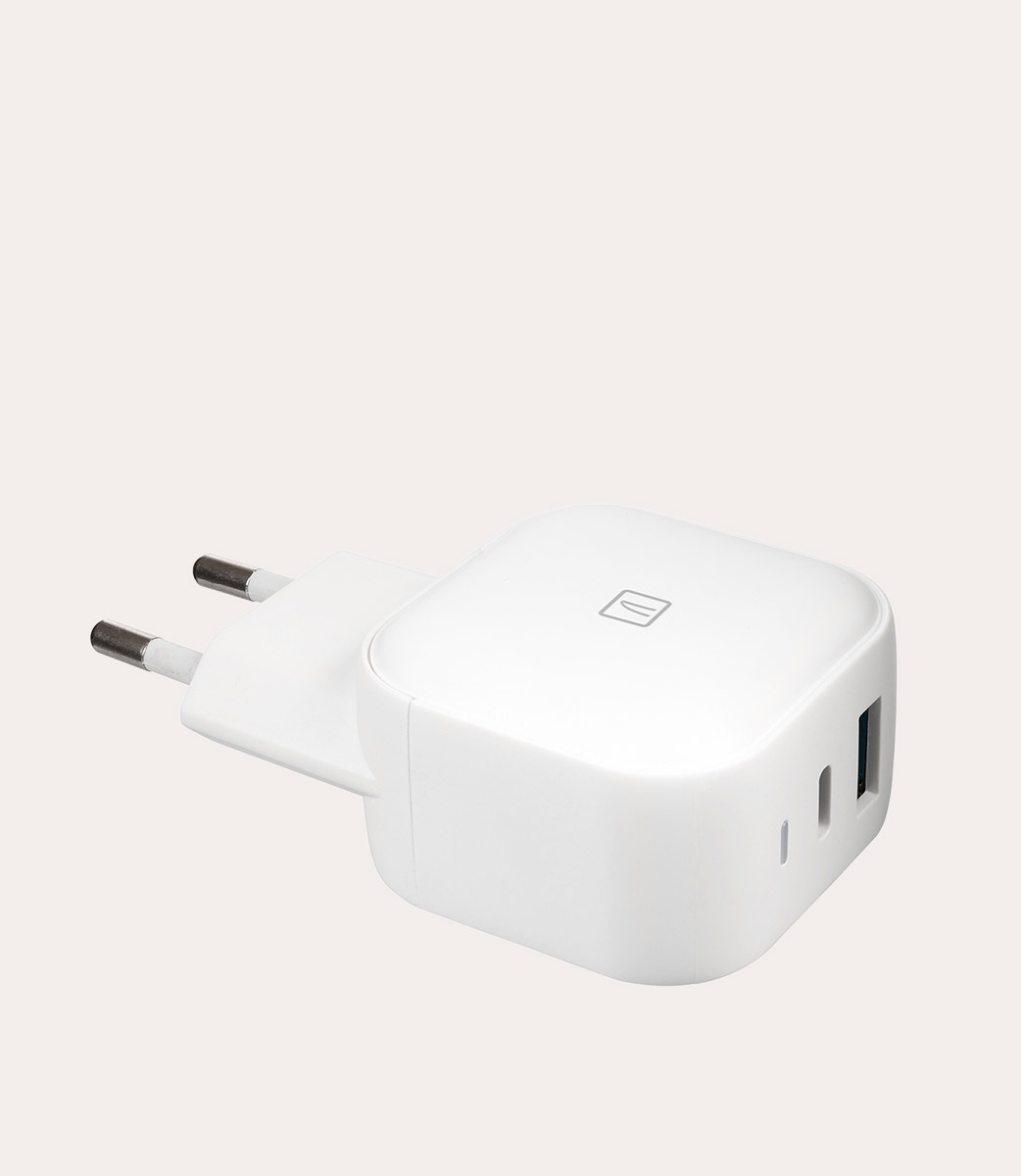 Tucano Doppio caricabatteria da parete USB-A/USB-C GaN da 38W Outlet