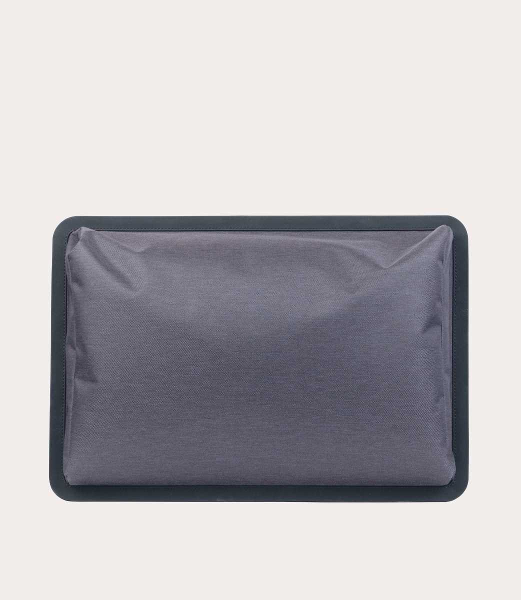 Tucano Cuscino per laptop con base antiscivolo misura small Sottocosto