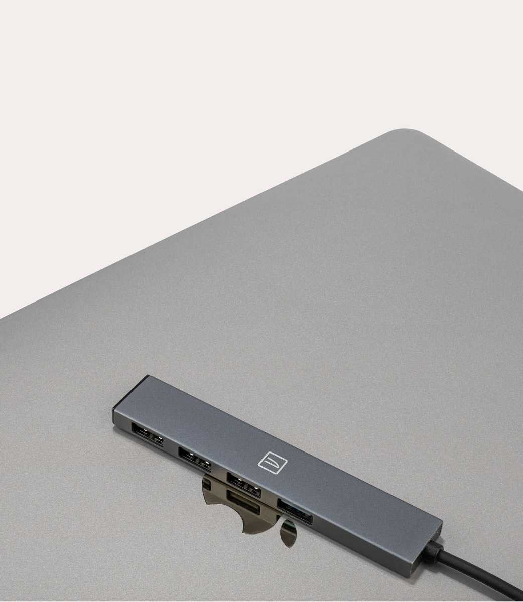 Tucano Hub 4-in-1 USB-A con 1 USB 3.0 + 3 USB 2.0 Online