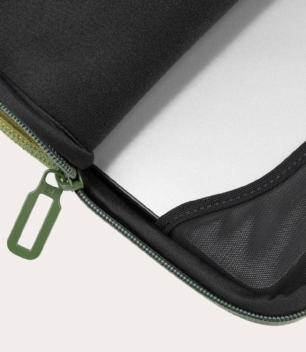 Tucano Second skin per MacBook Pro 16" e laptop 15.6" Prezzo Ridotto