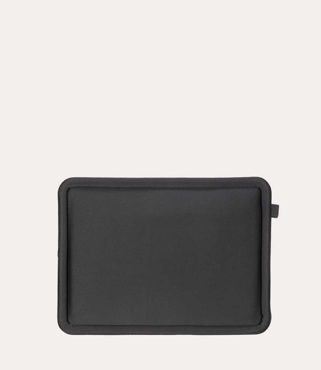 Tucano Second skin per MacBook Air/Pro 13" Presa