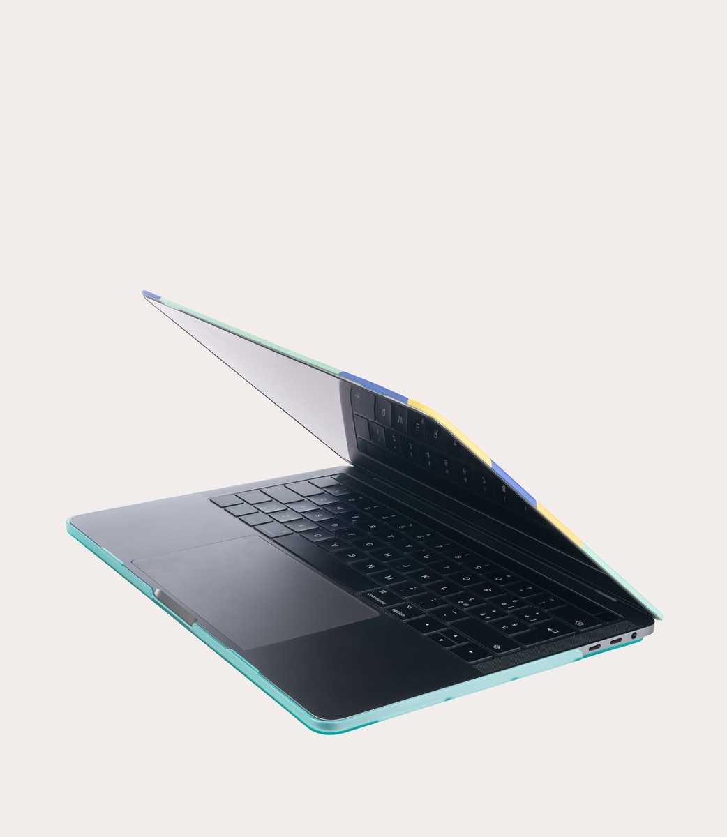 Tucano Guscio Protettivo per MacBook Pro 13" Qualità