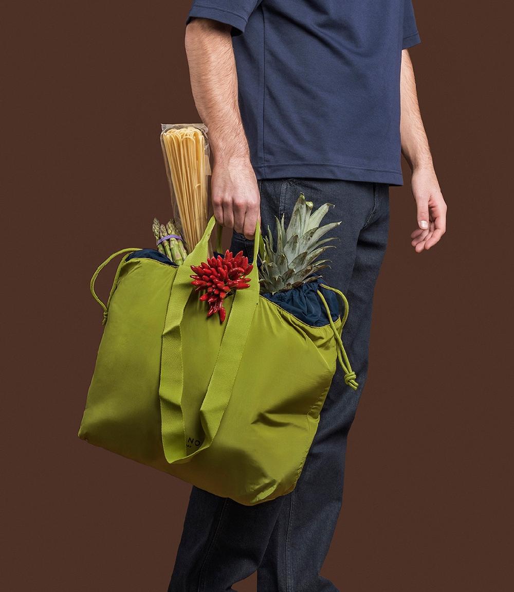 Tucano Borsa shopper pieghevole in materiale ottenuto dalla plastica riciclata Online