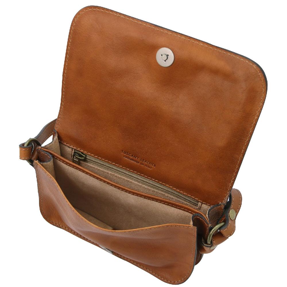 Tuscany Leather Tracollina in Pelle con Pattella Vendita Calda