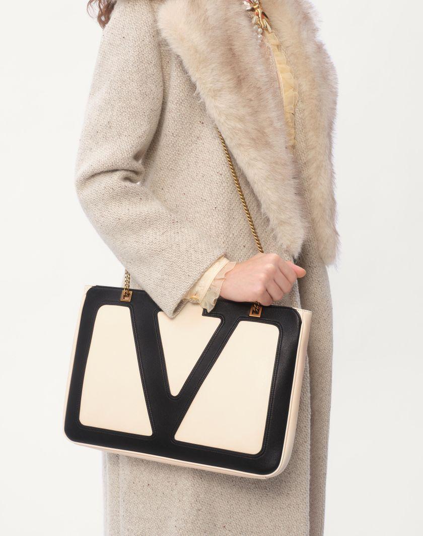 Valentino Handbags Borsa Shopping Media Valentino Garavani Viva Superstar In Nappa per Donna in Nero/marrone | Valentino IT Vendita Economica