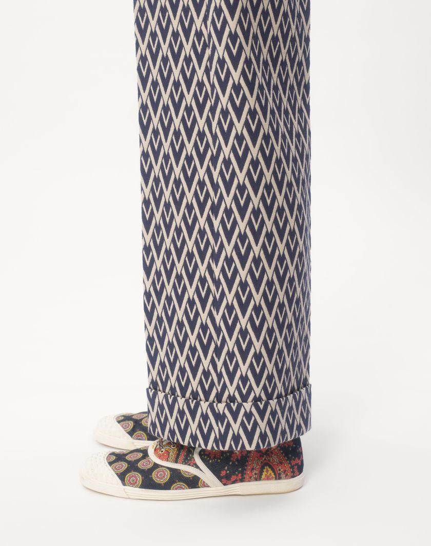 Valentino Handbags Pantalone In Lana Con Risvolto Con Motivo Jacquard Toute La V per Uomo in Notte/crema | Valentino IT Italy