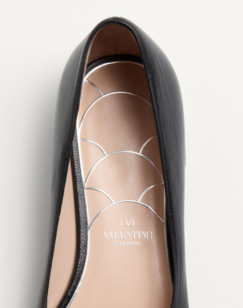 Valentino Handbags Ballerina Mary-jane Preshoes In Capretto Con Bottone Gioiello 20mm per Donna in Nero/rosa | Valentino IT Offerte
