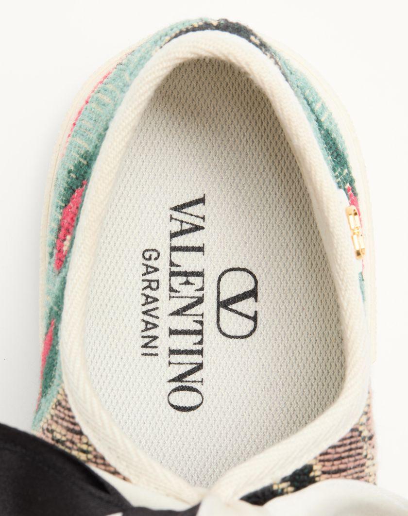 Valentino Handbags Sneaker Ballerina Bay By Bay In Tessuto Jacquard Con Ricamo Floreale per Donna in Multicolor | Valentino IT Moda