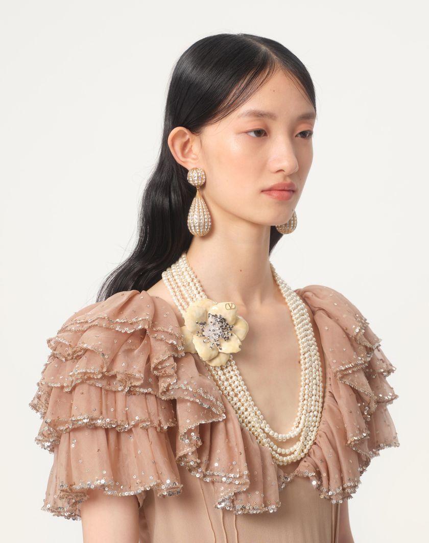 Valentino Handbags Collana Fleur Lumineuse In Metallo Smalto Perle E Tessuto per Donna in Multicolor | Valentino IT Offerta Anniversario