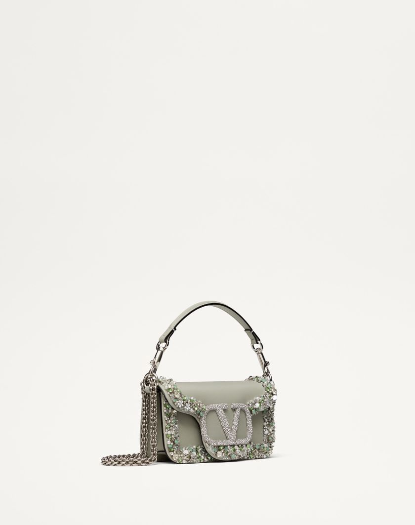 Valentino Handbags Borsa Piccola A Spalla Valentino Garavani Locò Ricamata per Donna in Crystal/grigio | Valentino IT Moda