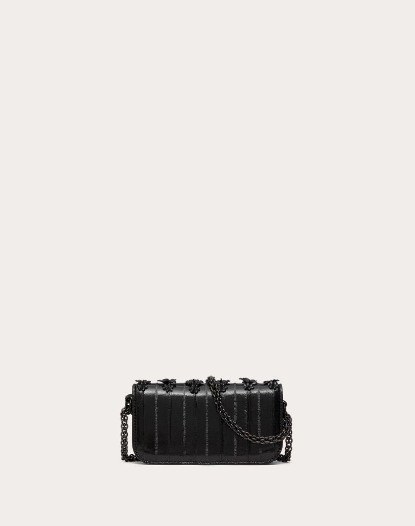 Valentino Handbags Borsa Piccola A Spalla Valentino Garavani Locò Ricamata In Anguilla per Donna in Nero | Valentino IT Vendita
