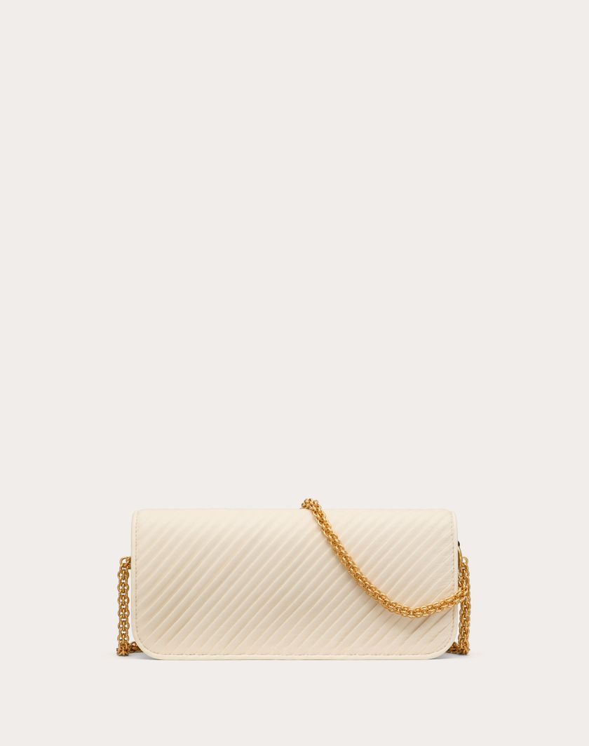 Valentino Handbags Borsa A Spalla Valentino Garavani Locò In Nappa Plissettata per Donna in Avorio | Valentino IT Consegna Veloce