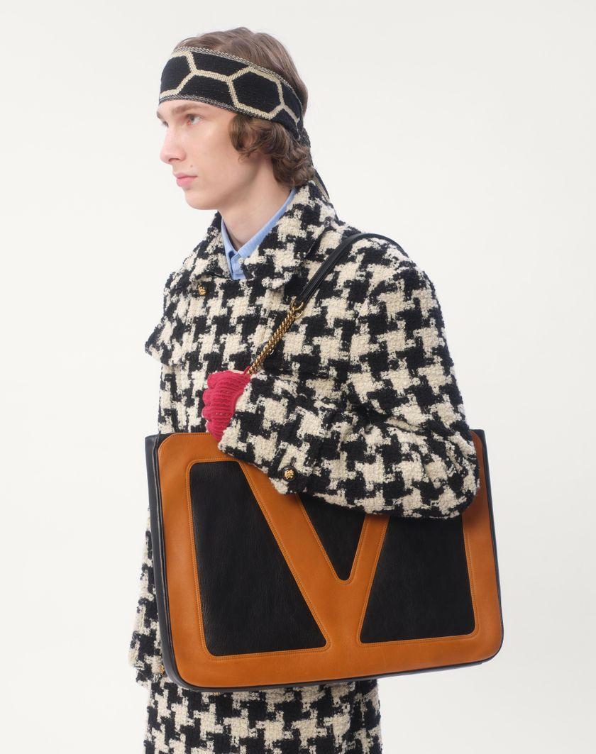 Valentino Handbags Borsa Shopping Grande Valentino Garavani Viva Superstar In Nappa per Uomo in Nero/spezia | Valentino IT Offerta