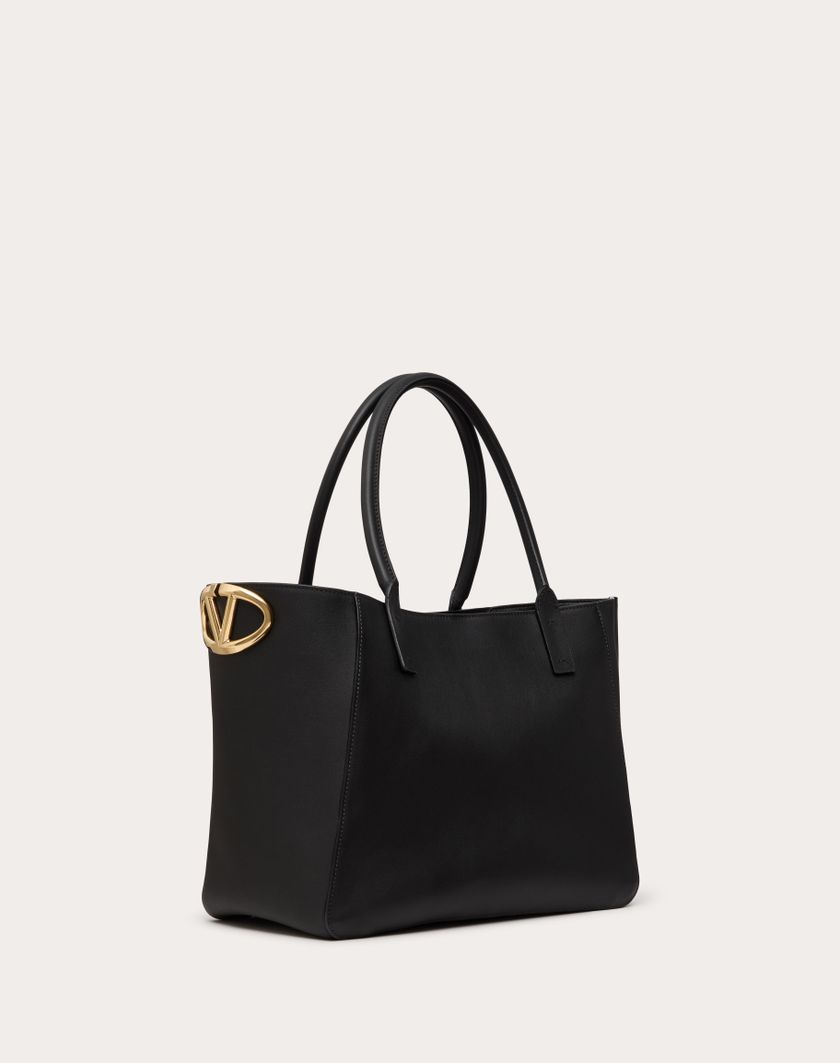 Valentino Handbags Borsa Shopping Vlogo Side In Vitello Nappato per Donna in Nero | Valentino IT Italia