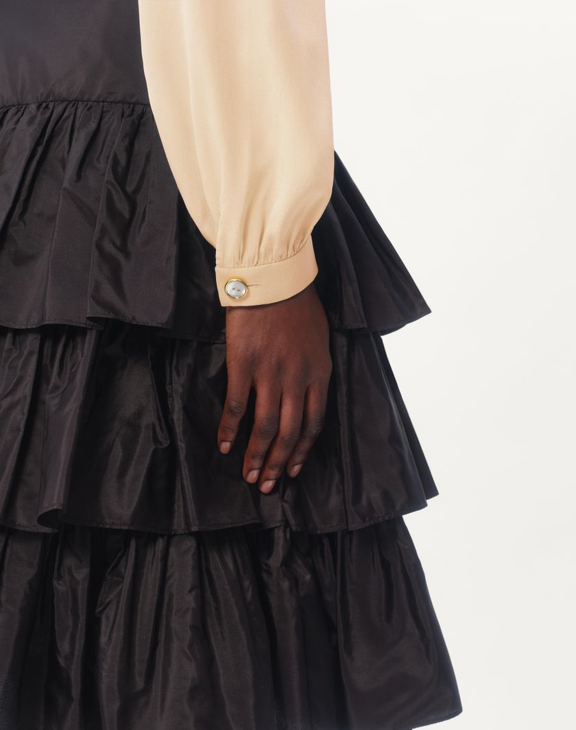 Valentino Handbags Camicia In Crepe De Chine per Donna in Avorio | Valentino IT Online